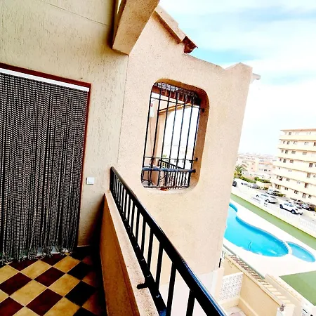 公寓 In Torre Blanca Near La Mata 托雷维耶哈