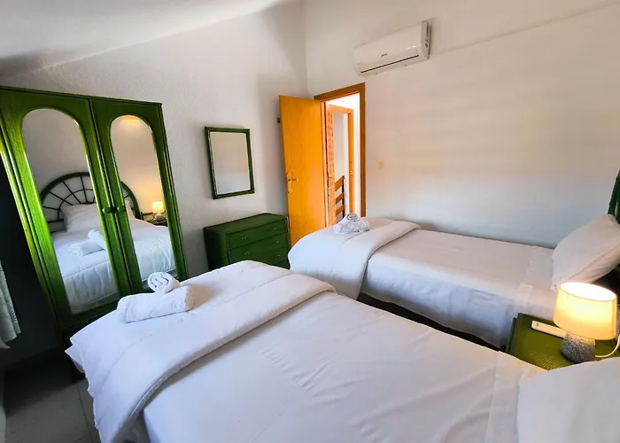 Torre Blanca In La Mata Daire